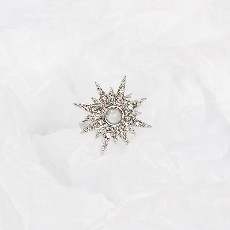 Retro alloy star ring