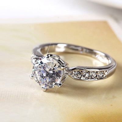 Temperament luxury simulation diamond ring wedding