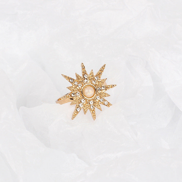 Retro alloy star ring