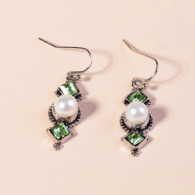 Court Retro Metal Alloy Earrings