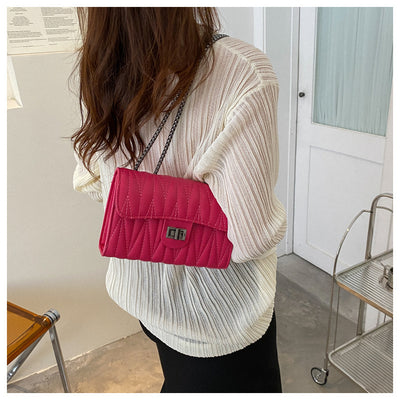 Beautiful Retro Textured Diamond Small Bag Women